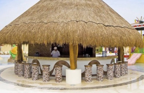 Puerto Juarez Condo | Sun-Splashed Waterpark Resort In Cancun Mexico