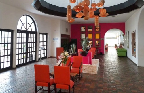 Puerto Juarez Condo | Sun-Splashed Waterpark Resort In Cancun Mexico