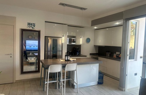 Gonzalo Guerrero Apartment | Trendy Space, Prime Location, Roof Pool, Gym!
