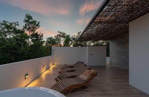 Tulum Villa | Twelve O'Clock - Luxury Villas