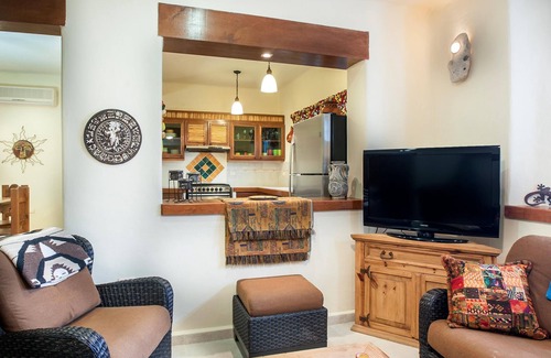 Puerto Morelos Condo | Two bedroom bottom floor condo 1/2 block to the beach