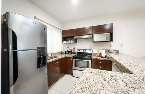 Gonzalo Guerrero Apartment | Very Big recently renewed 3 bedrooms apartment with private bathroom each