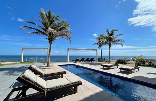 Akumal Villa | Villa Mia - 7BR Seafront Villa, Pool & Concierge