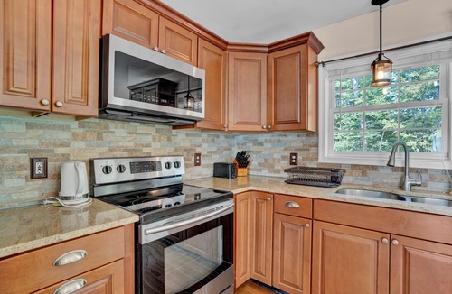 Tobyhanna House | 15% off monthly stays/Fall Vibez