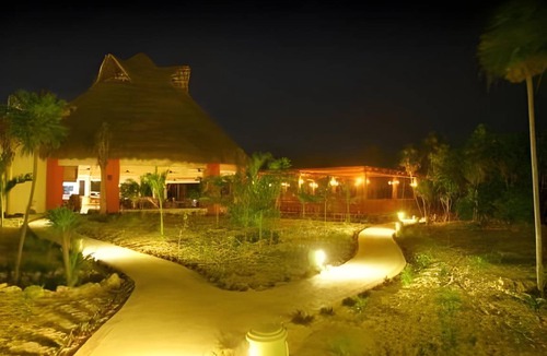 Villa Juarez Resort | 150 m² Resort ∙ 127 guests