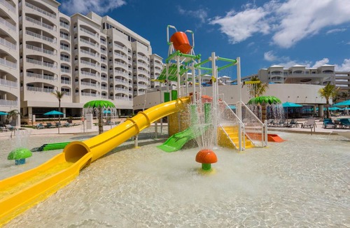 Zona Hotelera Resort | 151 m² Resort ∙ 127 guests