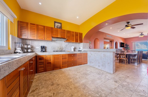 Isla Mujeres Condo | 2 bedroom & 2 bathroom Ocean View condo at Isla 33!