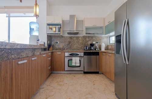 Zazil-ha Condo | 2 BR Penthouse - Beachside - Casa del Mar