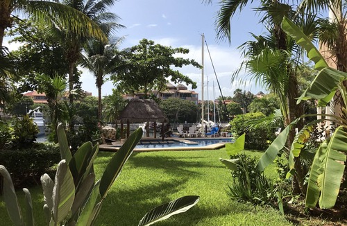 Puerto Aventuras Condo | 2 Master Bedrooms, 2.5 Bath, Ground Floor.