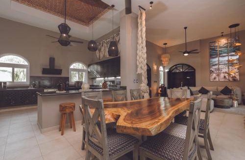 Tulum Villa | 260 m² Villa ∙ 4 bedrooms ∙ 8 guests