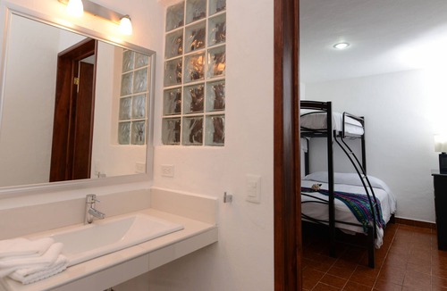 Colonia Adolfo Lopez Mateos Villa | 3 Bedroom 2 Story Villa V2