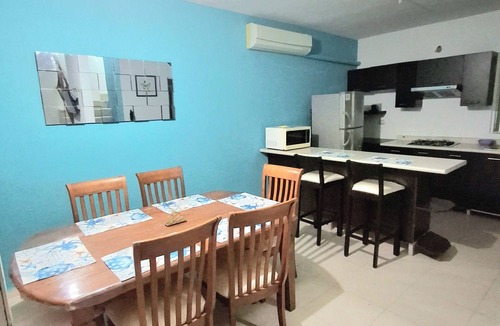 Luis Donaldo Colosio House | 3-bedroom house in amazing Playa del Carmen with WiFi, AC Pet friendly