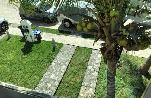 Luis Donaldo Colosio House | 3-bedroom house in amazing Playa del Carmen with WiFi, AC Pet friendly