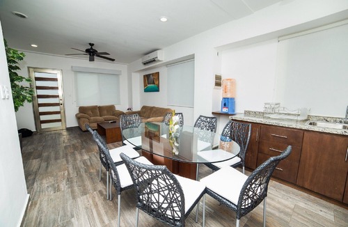 Gonzalo Guerrero Apartment | 3 FLOOR PENTHOUSE ON 5TH AVENUE, AMAZING LOCATION, FOUR MINUTES FROM THE BEACH