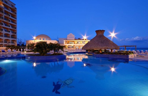 Zona Hotelera Norte Resort | 308 m² Resort ∙ 127 guests