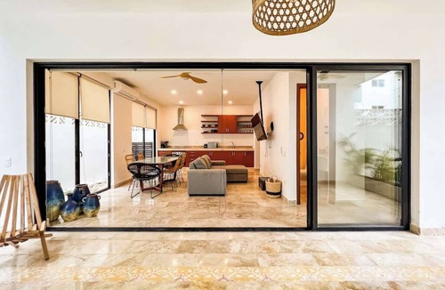La Veleta House | 3BR House | Private Pool & Grill, Perfect Location