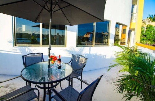 Isla Mujeres House | # 4 apartment with pool ::