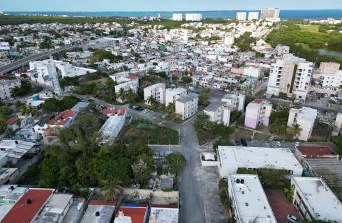Downtown Cancun Bed & Breakfast | 40 m² Bed and breakfast ∙ 3 guests