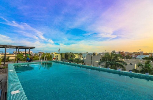 Tohoku Apartment | 401 2BR Penthouse, Rooftop w/ Pool/Bar, Sleeps 6!