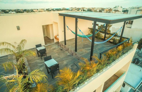 Tohoku Apartment | 401 2BR Penthouse, Rooftop w/ Pool/Bar, Sleeps 6!