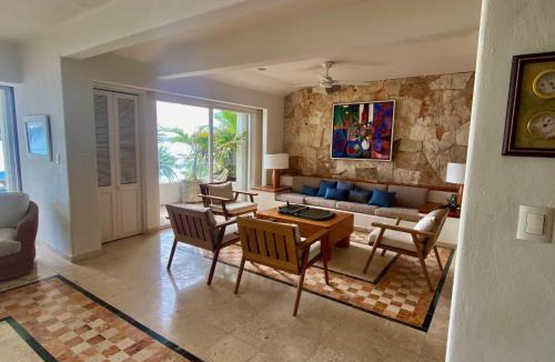 Puerto Aventuras Apartment | 4BR Beach Front Chac-Hal-Al