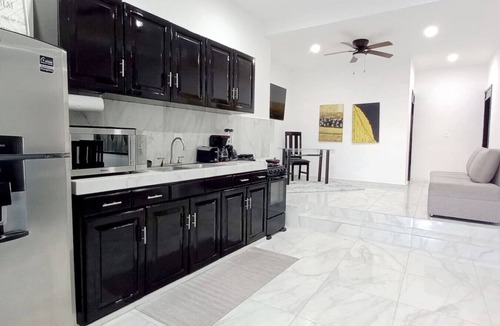 Salinas Apartment | 50% Off 1600 Square Feet Elegant Lakeview Condo w/Breakfast & Fastest WIFI