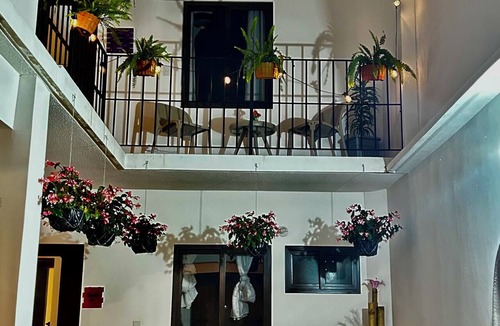 Ciudad Vieja House | 5BD Home in private condo 10 min from Antigua, volcano views, garden & rooftop