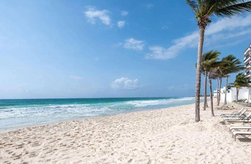 Puerto Morelos Hotel | 603 m² Hotel ∙ 3 bedrooms ∙ 127 guests
