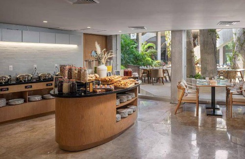 Cancun Hotel | 66 m² Hotel ∙ 127 guests