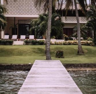 Calderitas Villa | 7BR Beautiful Waterfront Villa - Perfect Getaway
