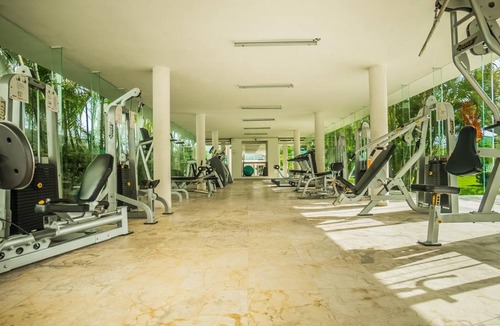 Downtown Condo | 93 m² Condo ∙ 2 bedrooms ∙ 5 guests
