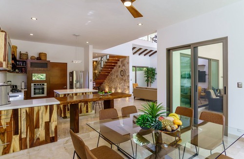 Puerto Aventuras House | A gorgeous brand new private home, private pool, on golf course
