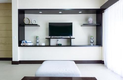 Downtown Apartment | Aldea Thai 305 condo
