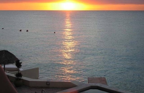 Zona Hotelera Norte Condo | Amazing Ocean Views, Cozumel, Mexico