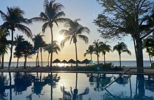 Costa Maya Condo | Anthonys' Escape Residencias Reef Beachfront Condo - Perfection