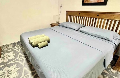 Colonia Centro Apartment | Apartment 2 blocks from the sea with AC and king bed