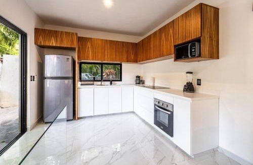 Playacar Fase I Apartment | Apartment in duplex one block from Playacar beach