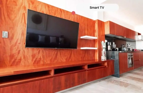 Luis Donaldo Colosio Apartment | Apartment overlooking the 5th avenue 200 meters from the Caribbean Sea