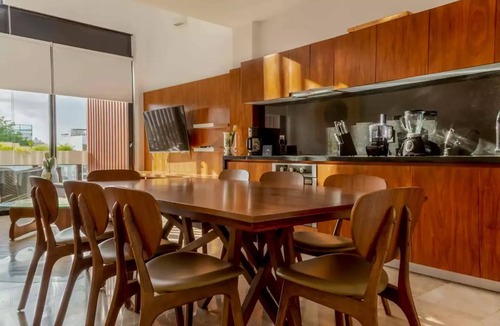 Luis Donaldo Colosio Apartment | Apartment overlooking the 5th avenue 200 meters from the Caribbean Sea