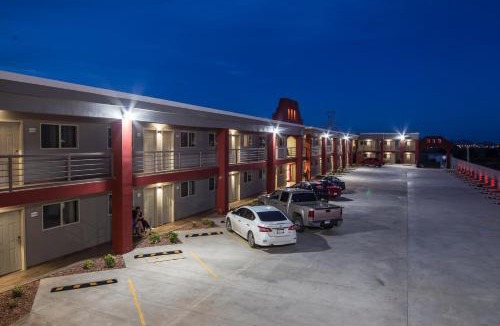 Cuauhtemoc Hotel | Apple Inn