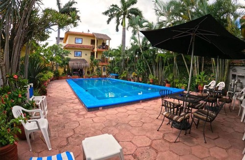 Colonia Independencia Apartment | Appt for 2, with balcony and view to the pool