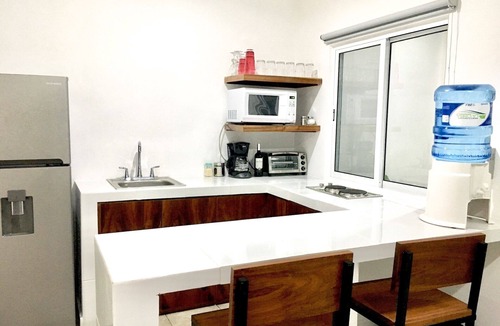 Puerto Morelos Apartment | AQUA GUESTHOUSE 4 ~ STEPS FROM THE BEACH ~ A+ INTERNET