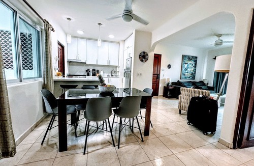 Downtown Condo | Authentic Charm Modern Touches - 10% Weekly & 50% Monthly Discount