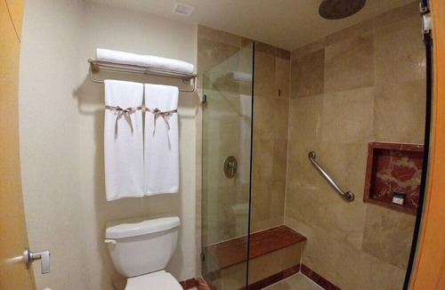 Cozumel Hotel | Beach Front Studio at Cozumel with Balcony