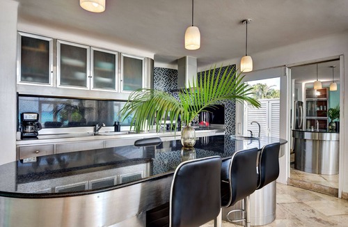 Playacar Beach Villa | Beach House - 4 Bedroom Beachfront Luxury Getaway w/cook