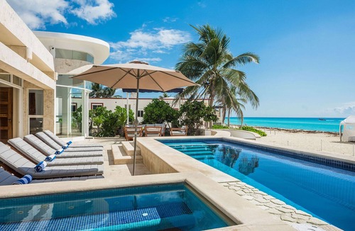Playacar Beach Villa | Beach House - 4 Bedroom Beachfront Luxury Getaway w/cook
