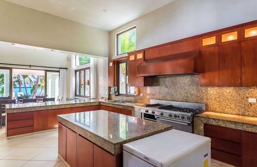 Soliman Bay Villa | Beachfront 12BR Villa Lol-Beh, Near Tulum w/Pool and Stunning Rooftop Views