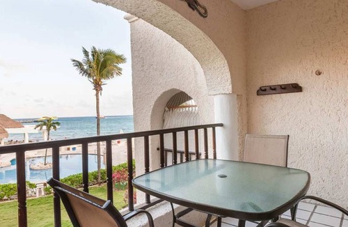Playacar Fase I Condo | Beachfront Condo in Playacar Stunning Ocean Views 7105