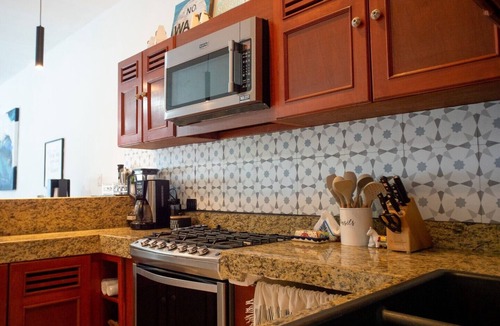 Puerto Morelos Condo | BeachFront, Ground Floor, Close to Town, Shops, & Restaurants, Sleeps 4