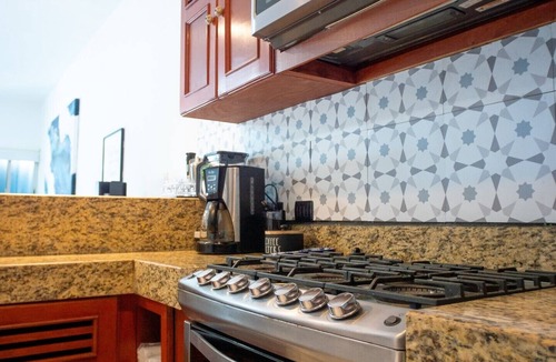 Puerto Morelos Condo | BeachFront, Ground Floor, Close to Town, Shops, & Restaurants, Sleeps 4
